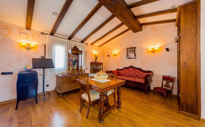 Revente - Commercial -
Torrevieja