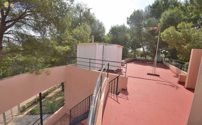 Resale - Villa -
Torrevieja - Los Balcones
