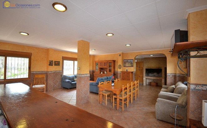 Resale - Villa -
Torrevieja - Los Balcones