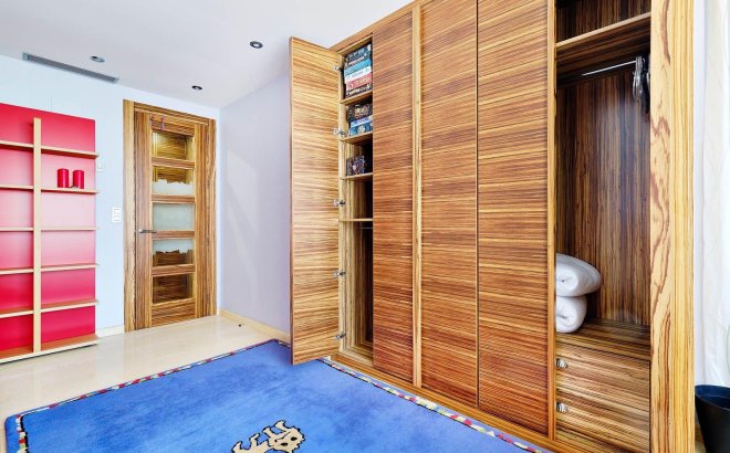 Resale - Penthouse -
Torrevieja