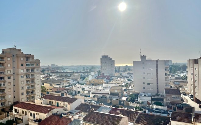 Herverkoop - Appartement -
Torrevieja - Calas Blanca