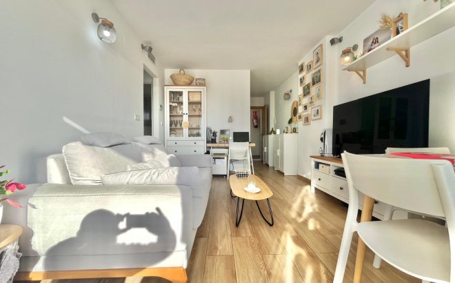 Herverkoop - Appartement -
Torrevieja - Calas Blanca