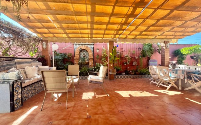 Revente - Villa -
Torrevieja - Los Balcones - Los Altos del Edén