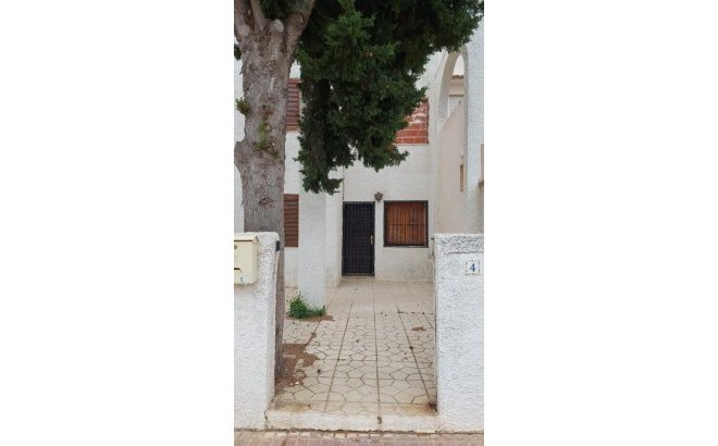 Resale - Town House -
Torrevieja - Aguas Nuevas
