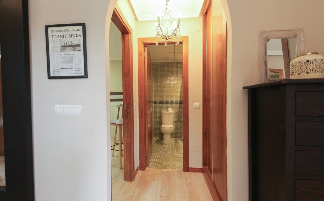 Resale - Villa -
Torrevieja - Costa Blanca