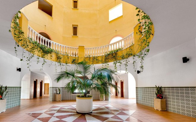 Resale - Apartment -
Torrevieja - Playa de los Locos