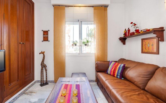 Resale - Apartment -
Torrevieja - Playa de los Locos