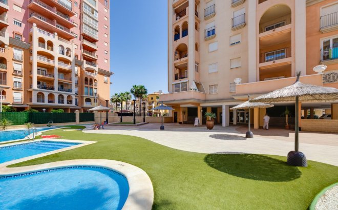 Resale - Apartment -
Torrevieja - Playa de los Locos