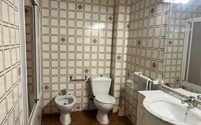 Resale - Apartment -
Torrevieja - Playa del Cura