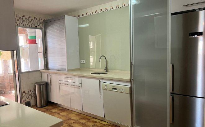 Resale - Apartment -
Torrevieja - Playa del Cura