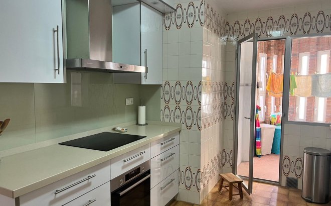 Resale - Apartment -
Torrevieja - Playa del Cura