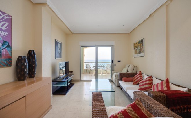 Resale - Apartment -
Torrevieja - Paseo Maritimo