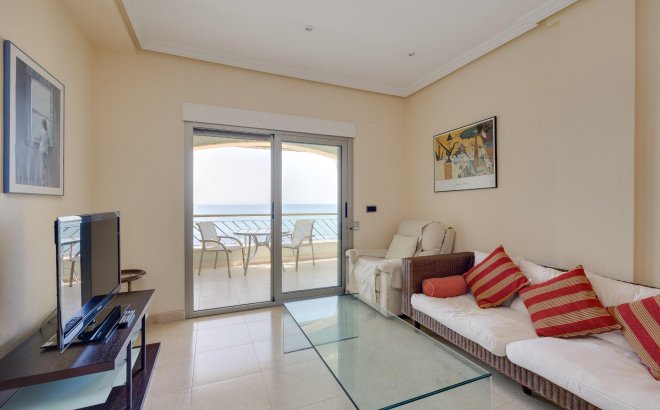 Resale - Apartment -
Torrevieja - Paseo Maritimo