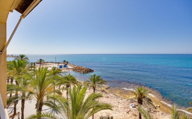 Resale - Apartment -
Torrevieja - Paseo Maritimo