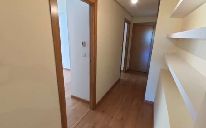 Revente - Appartement -
Torrevieja - Puerto