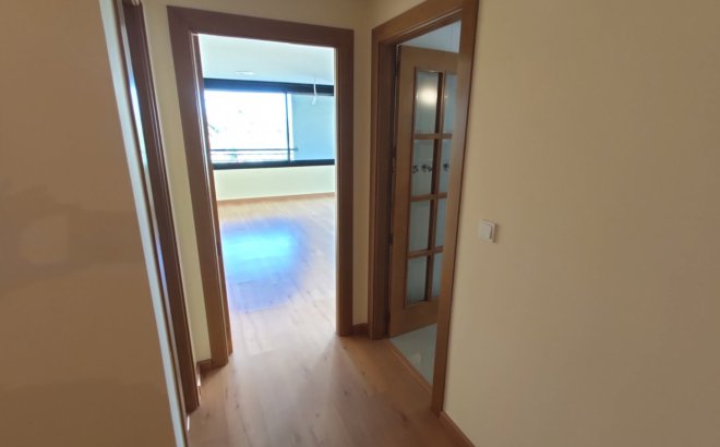 Revente - Appartement -
Torrevieja - Puerto