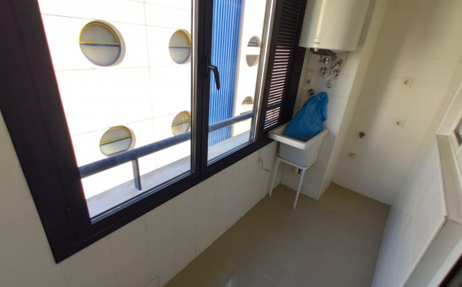 Revente - Appartement -
Torrevieja - Puerto