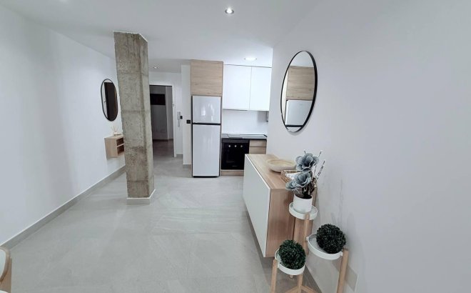 Herverkoop - Appartement -
Torrevieja - La Mata