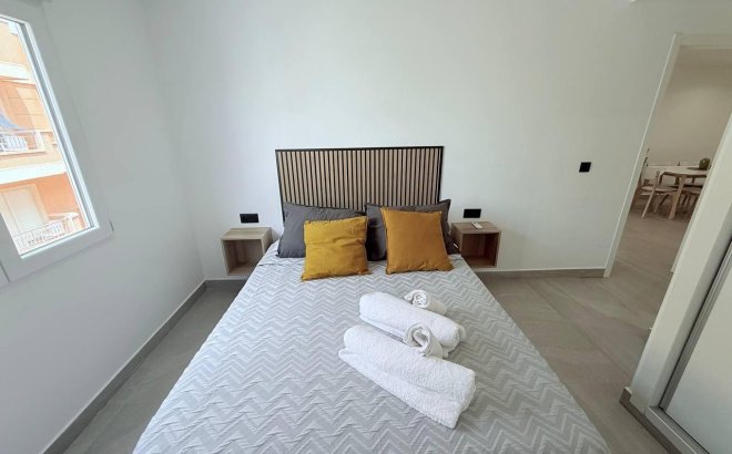 Herverkoop - Appartement -
Torrevieja - La Mata