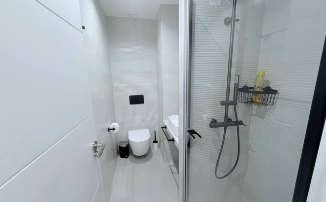 Herverkoop - Appartement -
Torrevieja - La Mata