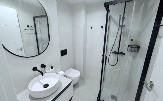 Herverkoop - Appartement -
Torrevieja - La Mata