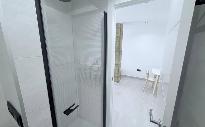 Herverkoop - Appartement -
Torrevieja - La Mata