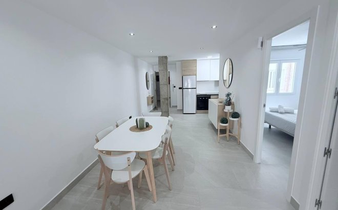 Herverkoop - Appartement -
Torrevieja - La Mata