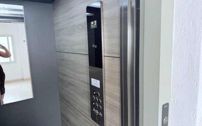 Herverkoop - Appartement -
Torrevieja - La Mata