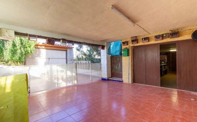 Resale - Villa -
Torrevieja - Los Balcones