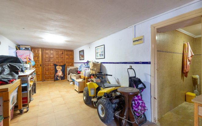 Resale - Villa -
Torrevieja - Los Balcones