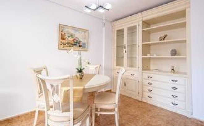 Resale - Apartment -
Torrevieja - Playa del Cura