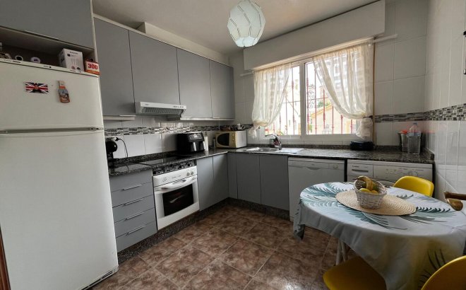 Revente - Town House Penthouse -
Torrevieja - La Florida