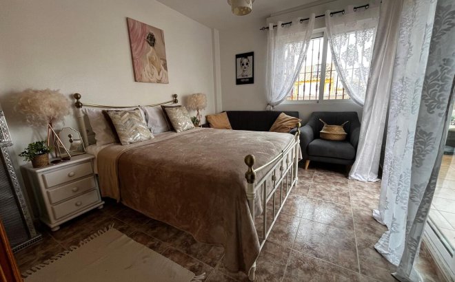 Revente - Town House Penthouse -
Torrevieja - La Florida