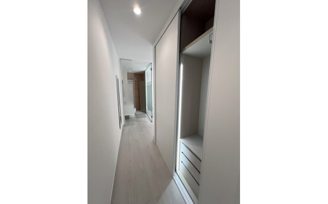 Resale - Apartment -
Torrevieja - Playa del Cura