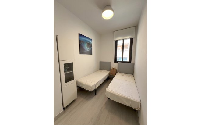 Resale - Apartment -
Torrevieja - Playa del Cura