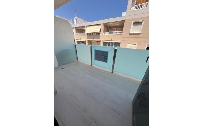 Resale - Apartment -
Torrevieja - Playa del Cura