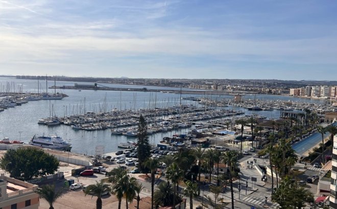 Herverkoop - Appartement -
Torrevieja - Costa Blanca