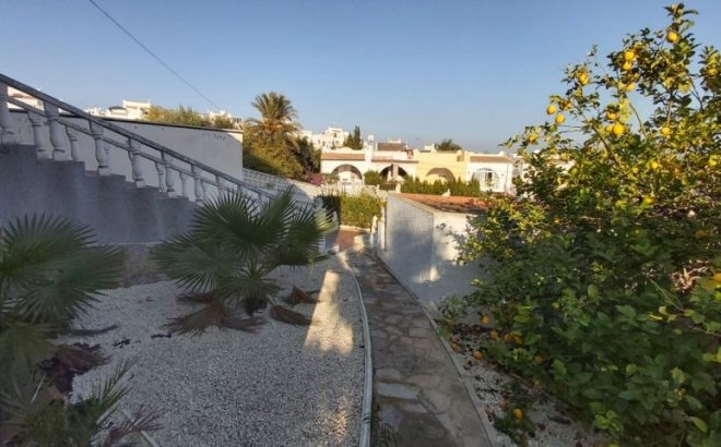 Resale - Villa -
Torrevieja - Costa Blanca