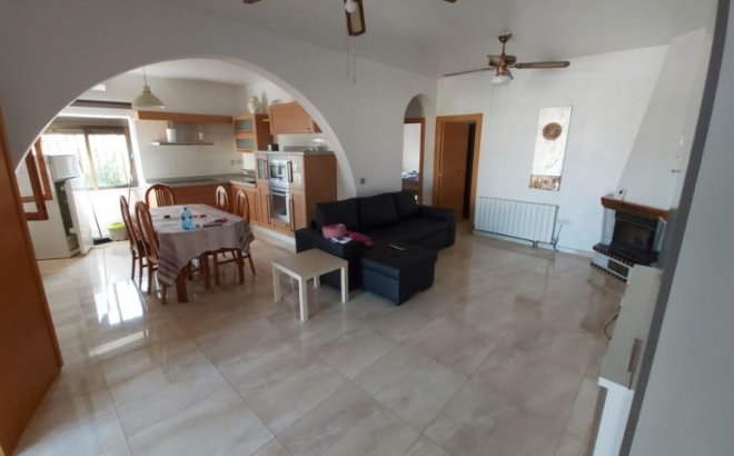 Resale - Villa -
Torrevieja - Costa Blanca