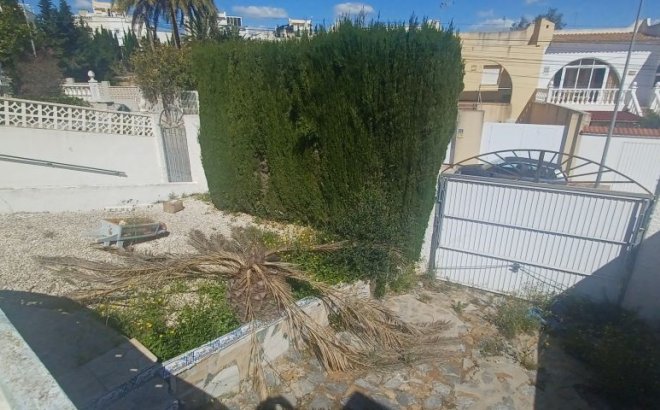 Resale - Villa -
Torrevieja - Costa Blanca