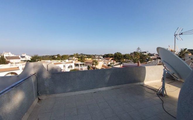 Resale - Villa -
Torrevieja - Costa Blanca