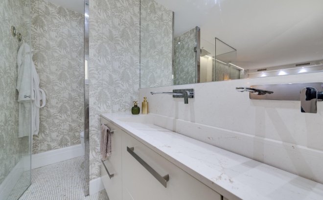 Resale - Apartment -
Torrevieja - Playa del Cura