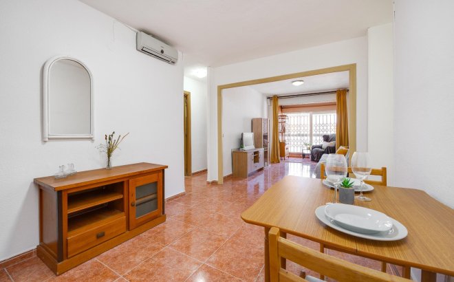 Resale - Apartment -
Torrevieja - Playa De Los Naufragos