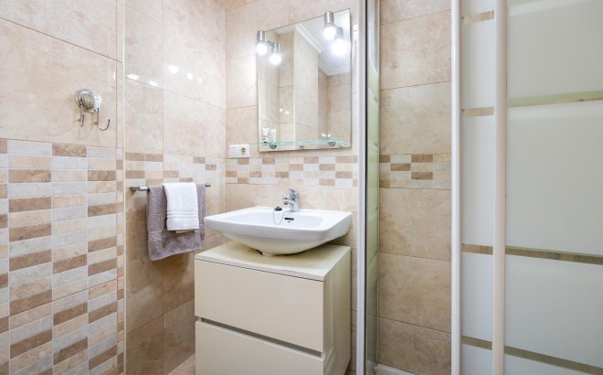 Resale - Apartment -
Torrevieja - Playa De Los Naufragos