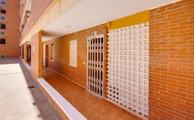 Resale - Apartment -
Torrevieja - Playa De Los Naufragos