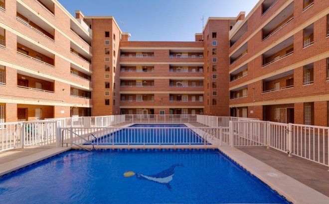 Resale - Apartment -
Torrevieja - Playa De Los Naufragos