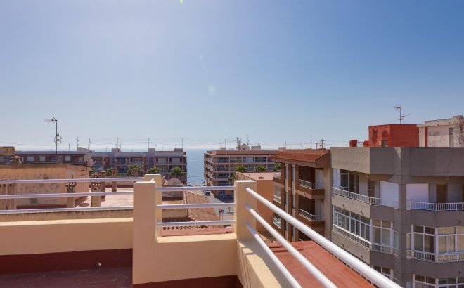 Resale - Apartment -
Torrevieja - Playa De Los Naufragos