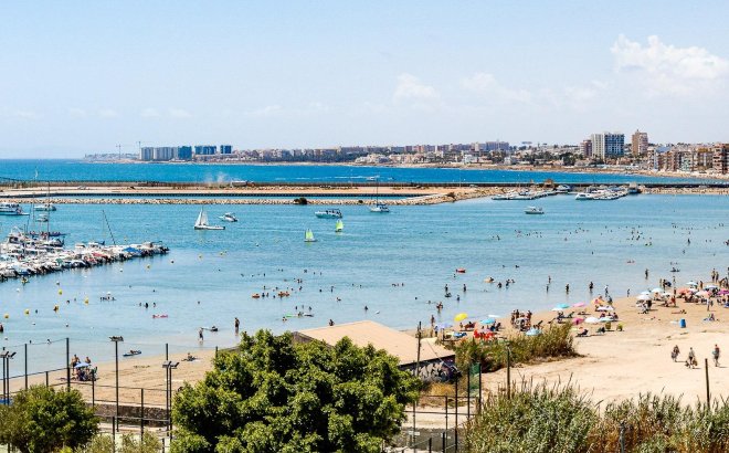 Resale - Apartment -
Torrevieja - Playa De Los Naufragos