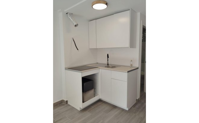 Herverkoop - Appartement -
Torrevieja - Centro