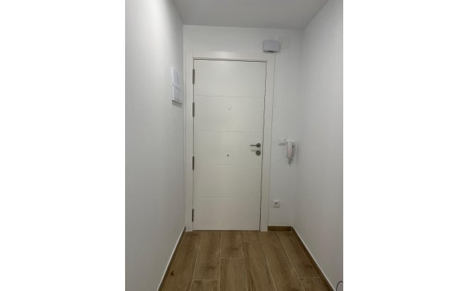 Resale - Apartment -
Torrevieja - La Mata